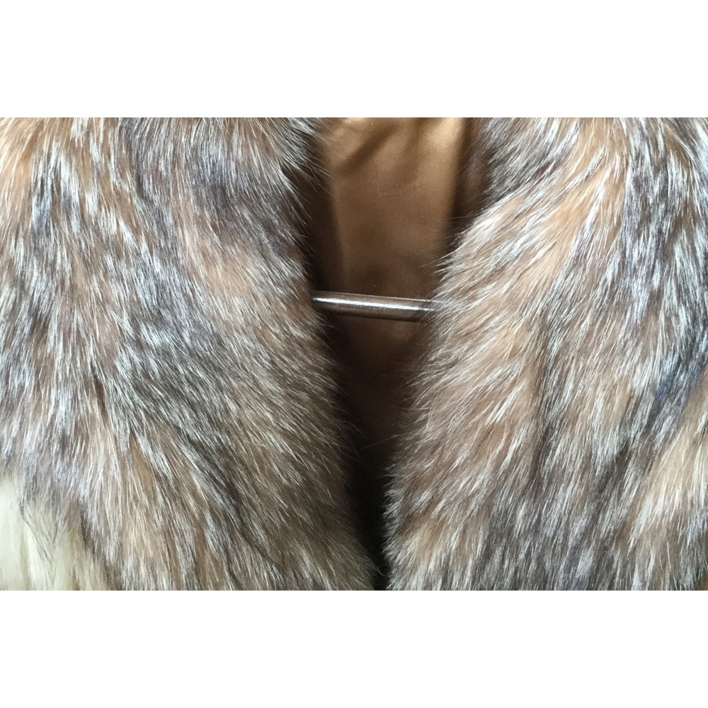 Fox jacket. - Picture 2 of 7